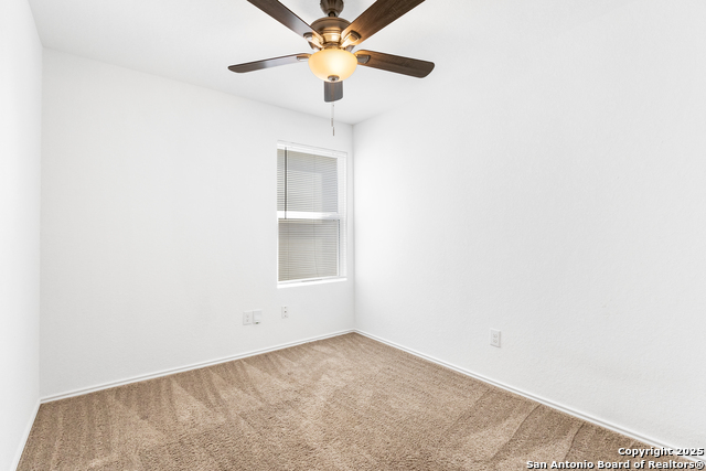 Image 17 of 25 For 11058 Tree Line