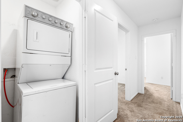 Image 18 of 25 For 11058 Tree Line