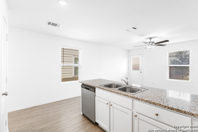 Image 8 of 25 For 11058 Tree Line