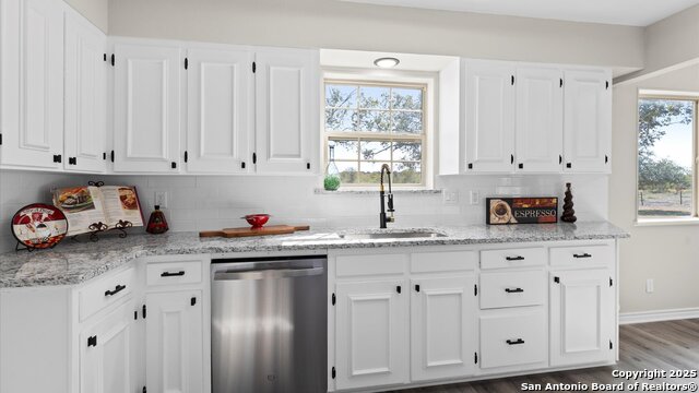 Image 4 of 25 For 7974 Green Valley