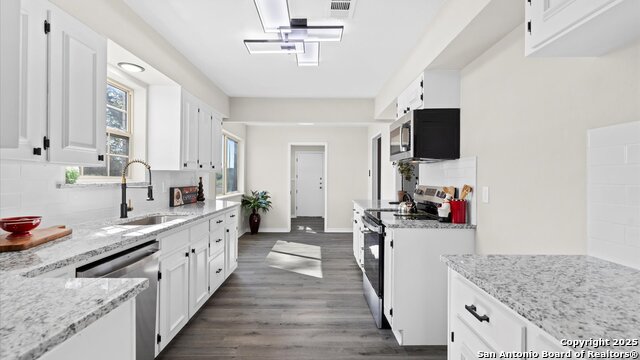 Image 5 of 25 For 7974 Green Valley