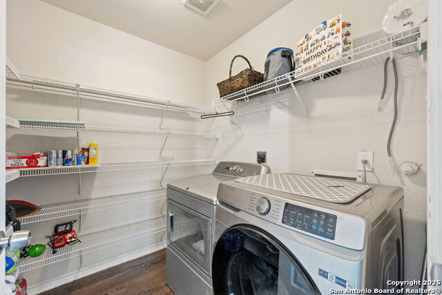 Image 13 of 21 For 8702 Laguna Falls