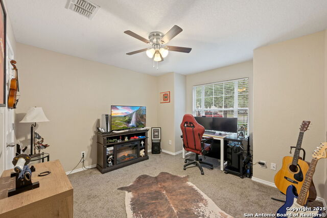 Image 16 of 21 For 8702 Laguna Falls