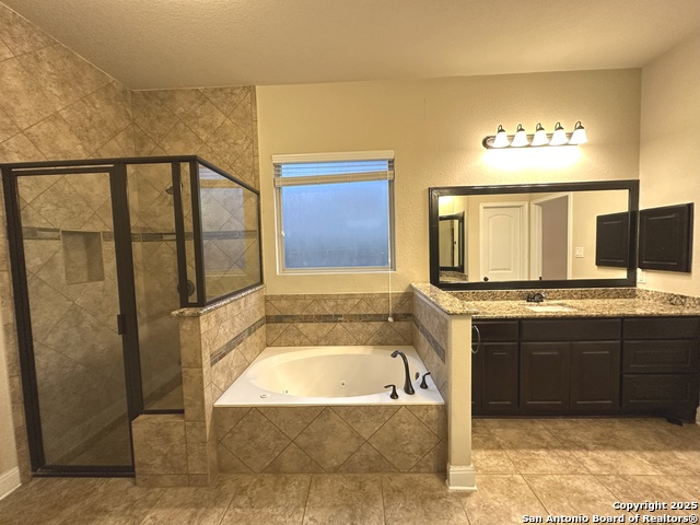 Image 12 of 26 For 24507 Chianti