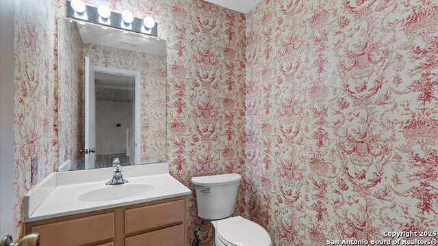 Image 8 of 23 For 18735 Redriver Trl