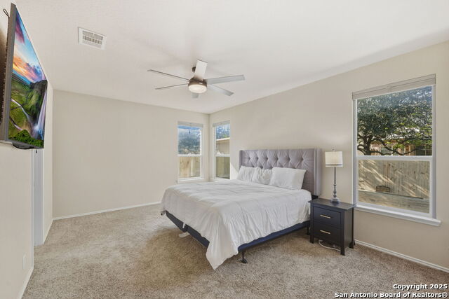 Listing photo id 15 for 8819 Liberty Sky