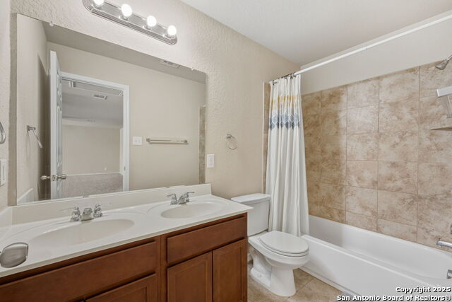 Listing photo id 26 for 8819 Liberty Sky