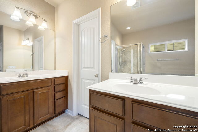 Image 14 of 27 For 8426 White Mulberry