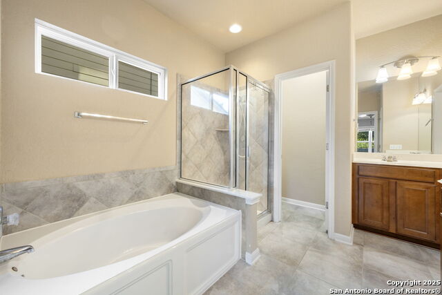 Image 15 of 27 For 8426 White Mulberry