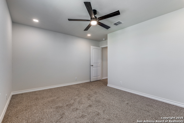 Image 13 of 25 For 8930 Willingham Bay