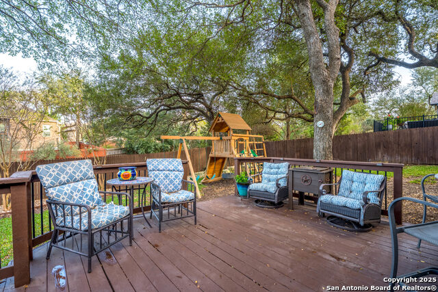 Image 33 of 42 For 1706 Nightshade