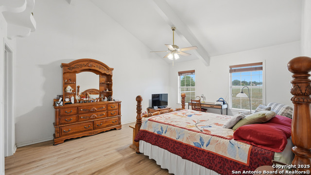 Image 16 of 46 For 142 Chaparral