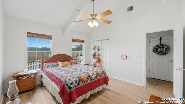 Image 19 of 46 For 142 Chaparral