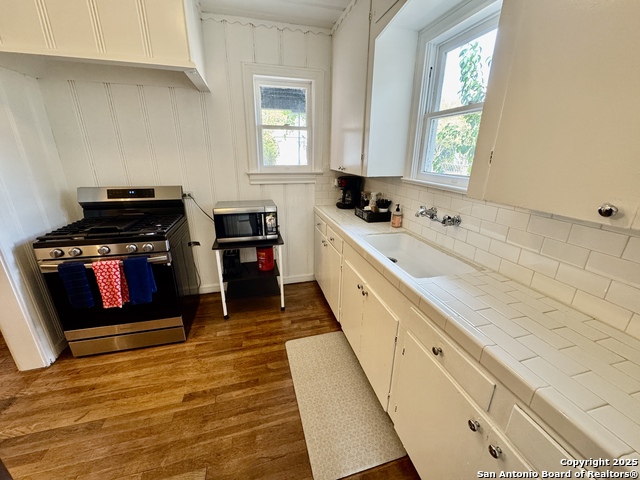 Image 9 of 20 For 118 Callaghan  B