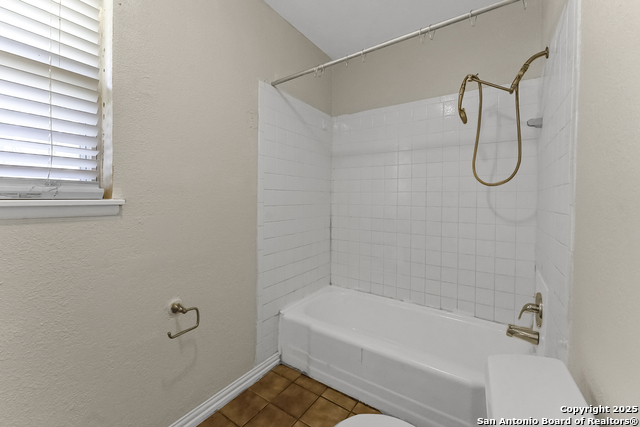 Image 16 of 22 For 114 Goodhue