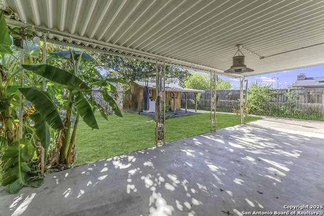 Image 19 of 22 For 114 Goodhue