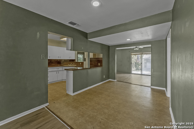 Image 6 of 22 For 114 Goodhue