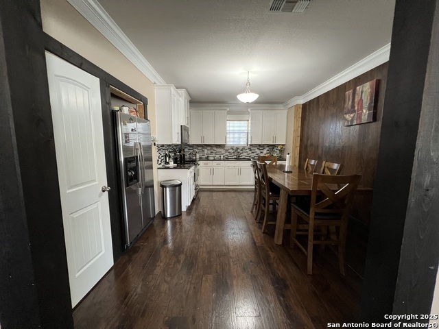 Image 12 of 34 For 235 Gray St