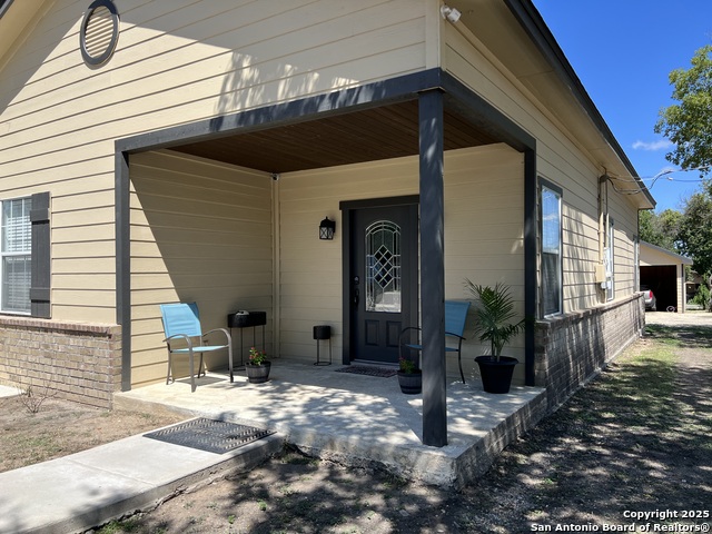 Image 3 of 34 For 235 Gray St