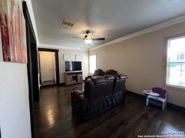 Image 7 of 34 For 235 Gray St