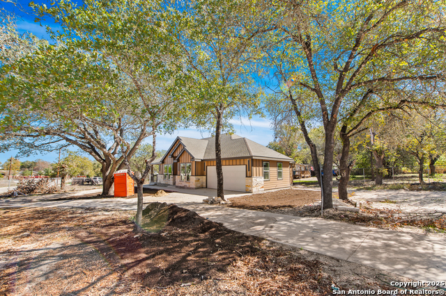 Image 5 of 36 For 23102 Shady Forest