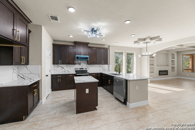 Image 11 of 68 For 22455 Mathis Rd