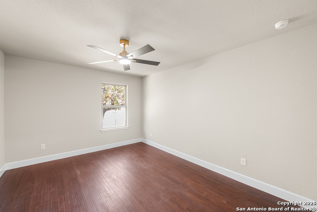 Image 40 of 68 For 22455 Mathis Rd