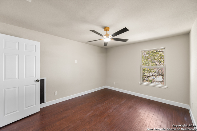 Image 41 of 68 For 22455 Mathis Rd