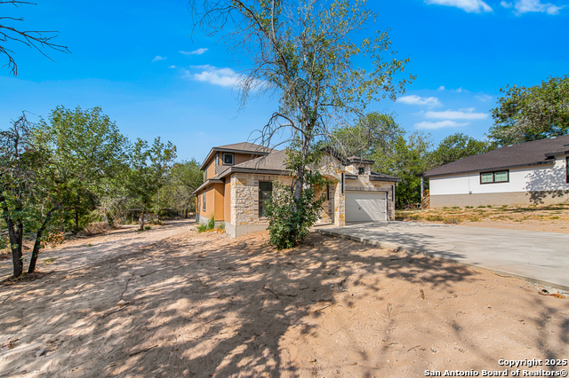 Image 5 of 68 For 22455 Mathis Rd