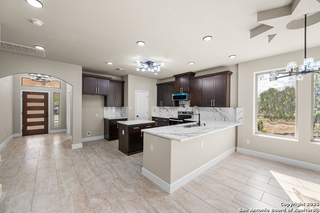 Image 9 of 68 For 22455 Mathis Rd