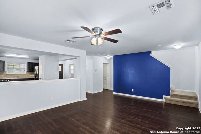 Image 12 of 41 For 407 Wind Gust