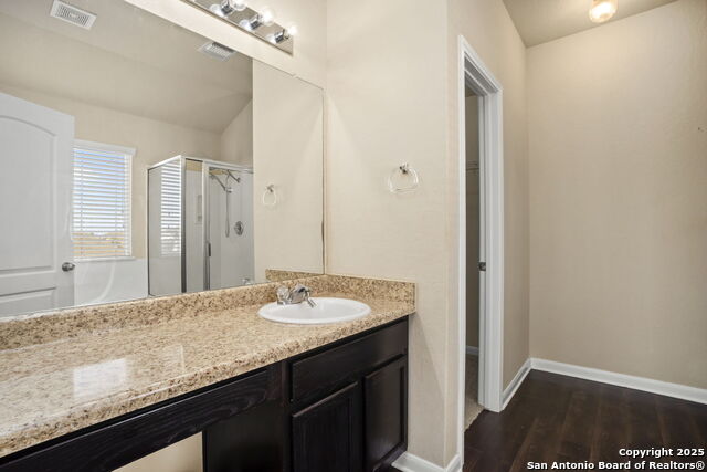 Image 19 of 41 For 407 Wind Gust