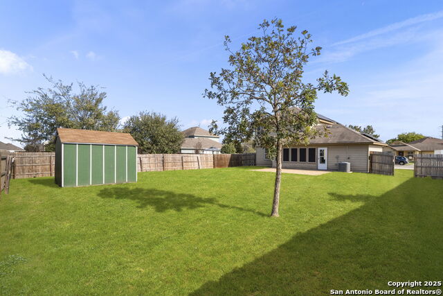 Image 30 of 41 For 407 Wind Gust