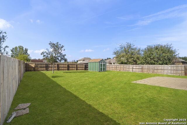 Image 33 of 41 For 407 Wind Gust