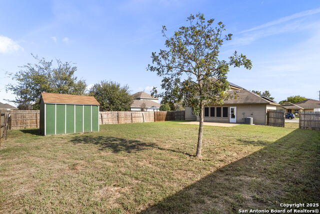 Image 39 of 41 For 407 Wind Gust