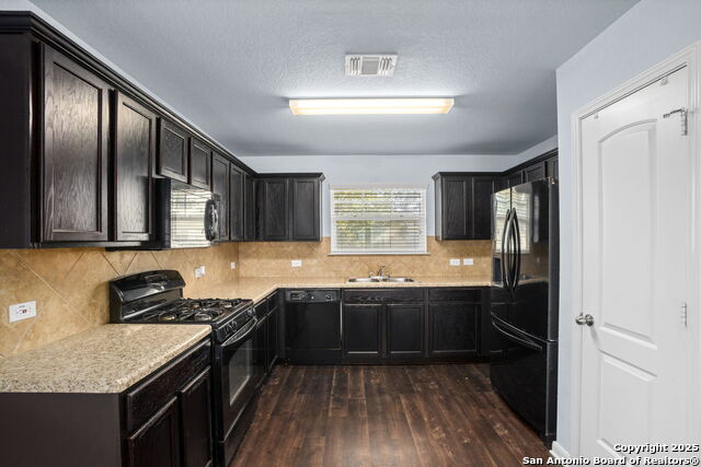 Image 8 of 41 For 407 Wind Gust