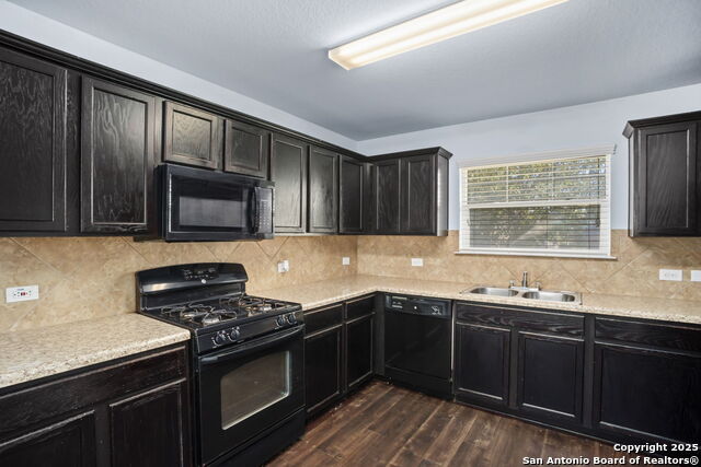 Image 9 of 41 For 407 Wind Gust