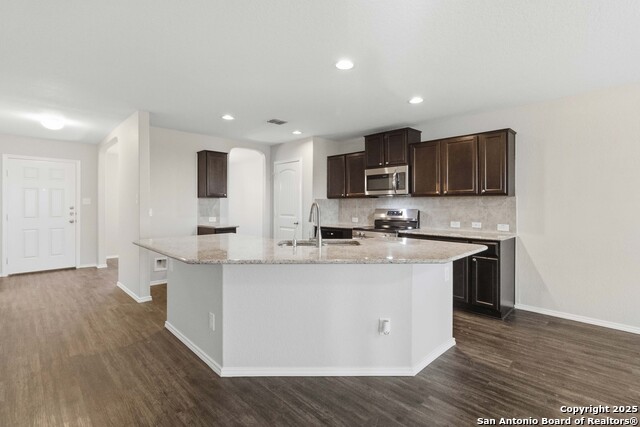 Image 8 of 45 For 7018 Phoebe  