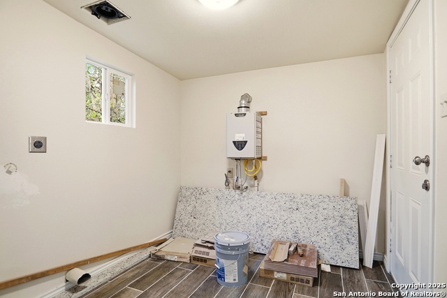 Image 22 of 32 For 151 Morningview