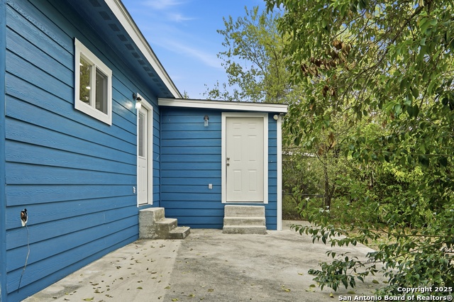 Image 24 of 32 For 151 Morningview