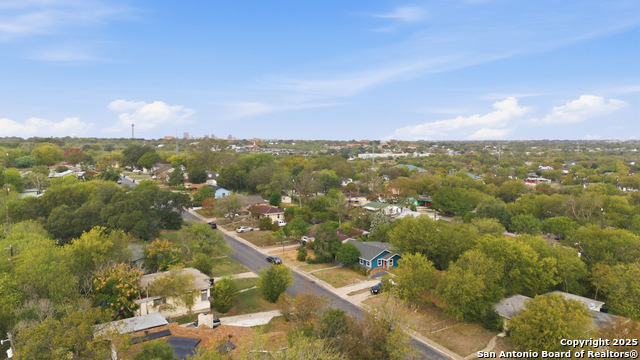 Image 27 of 32 For 151 Morningview