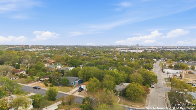 Image 29 of 32 For 151 Morningview