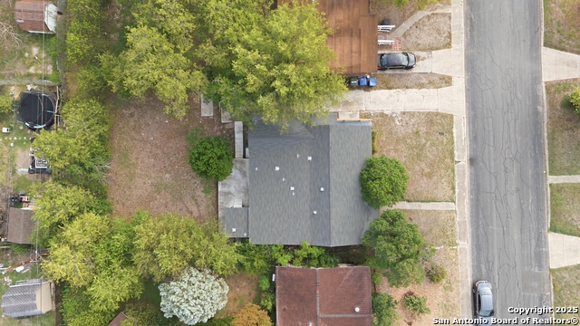 Image 31 of 32 For 151 Morningview