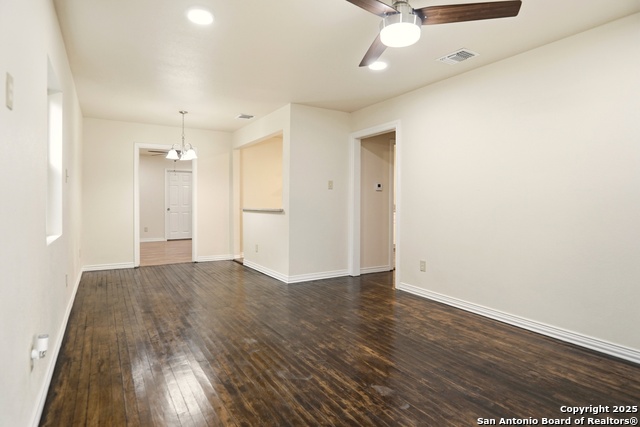 Image 6 of 32 For 151 Morningview