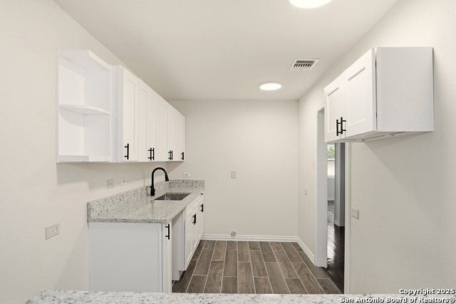 Image 8 of 32 For 151 Morningview