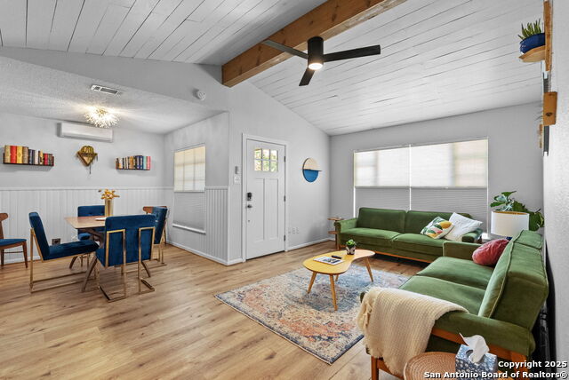 Image 11 of 42 For 618 Sumner Dr