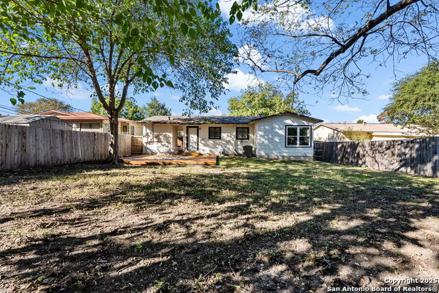 Image 38 of 42 For 618 Sumner Dr