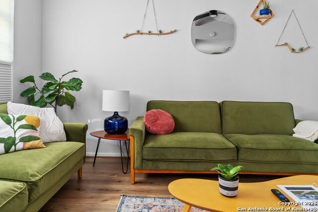 Image 8 of 42 For 618 Sumner Dr