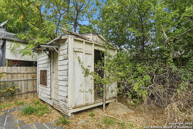 Image 10 of 19 For 155 Zavalla W