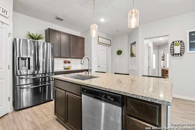 Image 17 of 32 For 122 Dovetail St